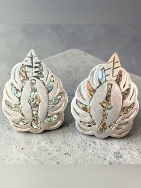 Vintage Taxco Sterling Silver & Abalone Leaf Screw-Back Earrings – Eagle Mark 3,
